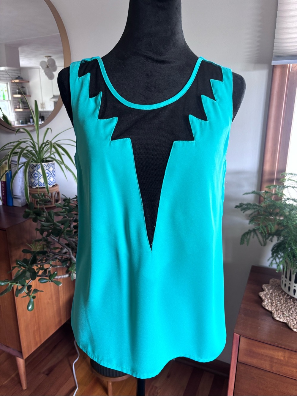Women's Teal Sleeveless V-Inset Blouse